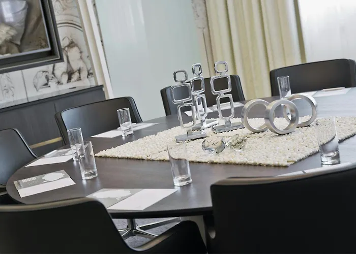 Hotel Renaissance Schoenbrunn Vienna