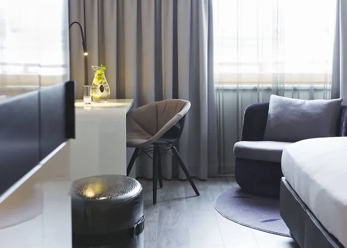 Renaissance Schoenbrunn 4*