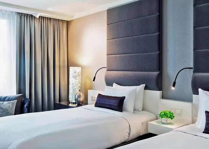 Renaissance Schoenbrunn 4* Vienna